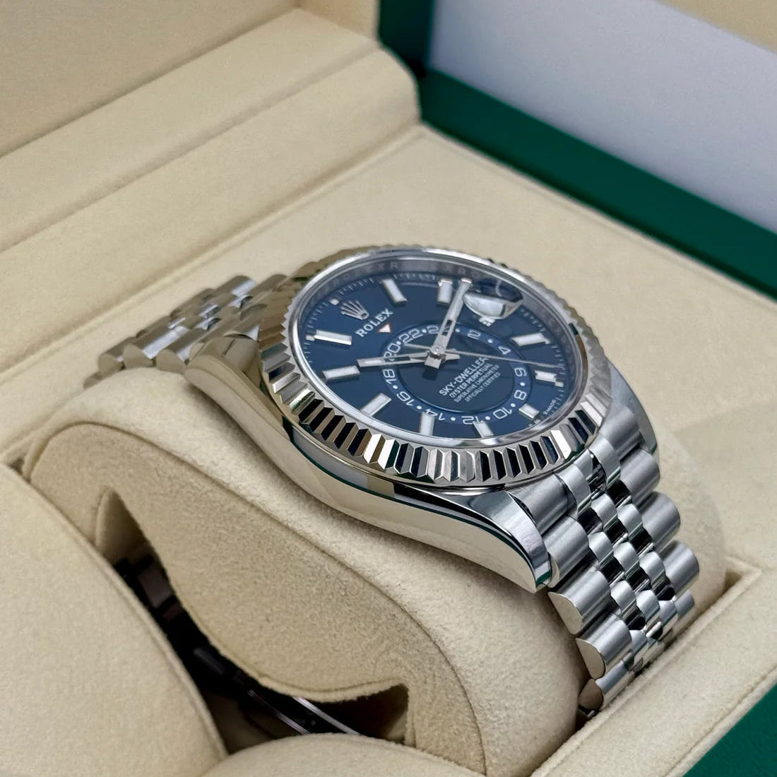 Rolex Sky Dweller Bleu Quartz