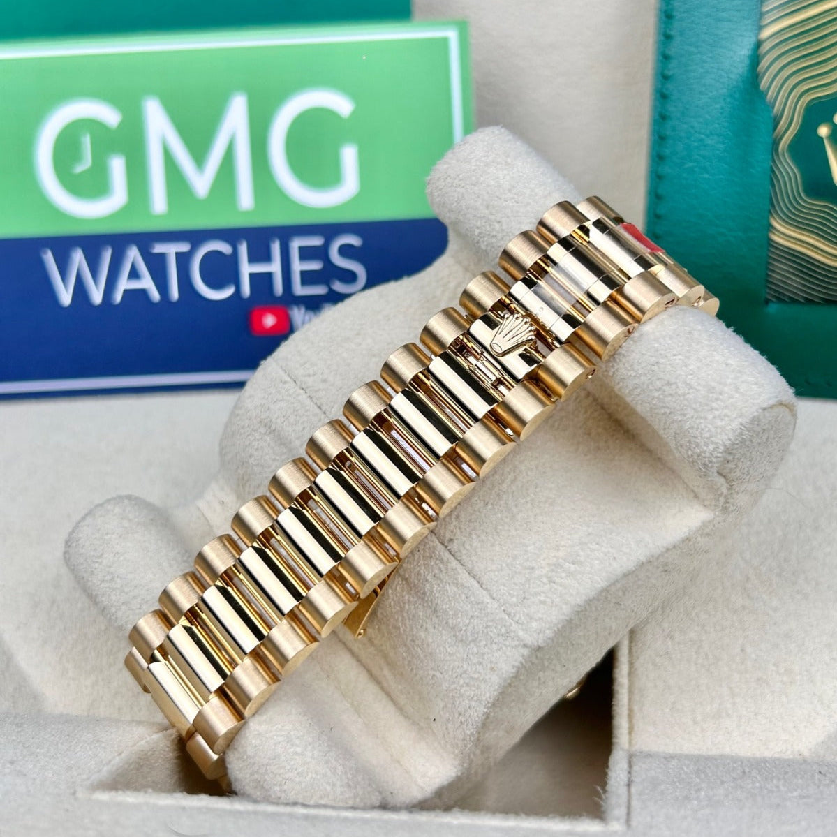 Rolex Day-Date Yellow Gold Green Dial  Quartz D D G V