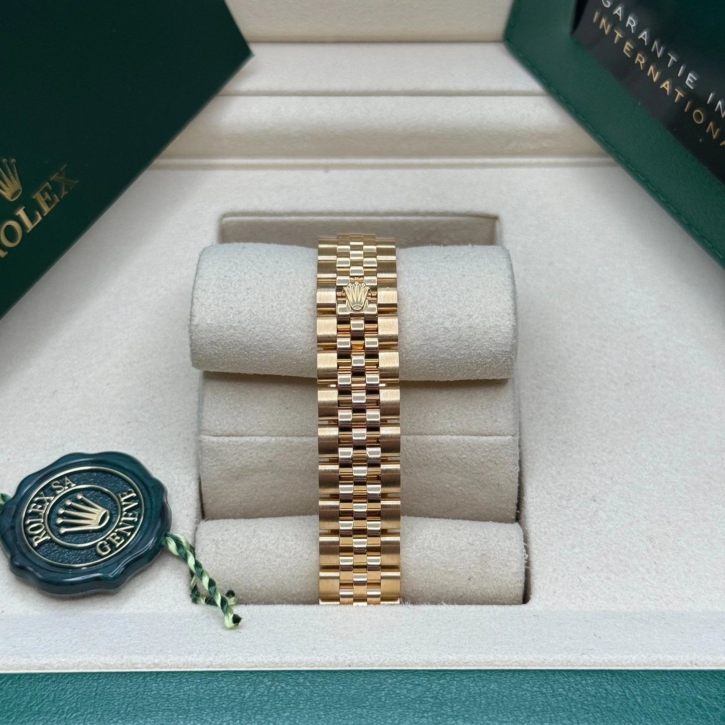 Rolex Femme-Datejust Silver Diamond Yellow Gold Quartz
